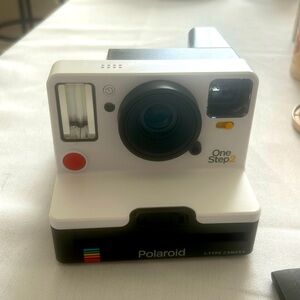 Polaroid one step 2